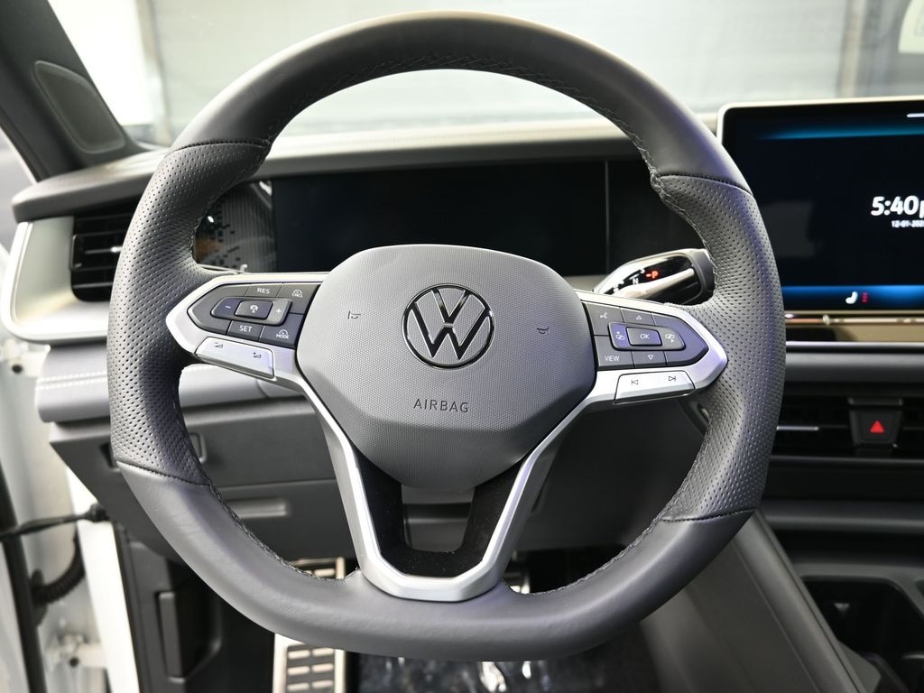 2026 Volkswagen Tiguan SE R-LINE BLACK - Photo 23