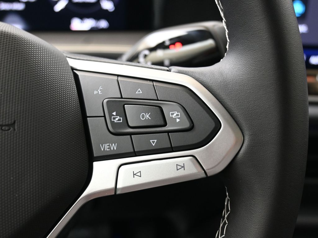 2026 Volkswagen Tiguan SE - Photo 27
