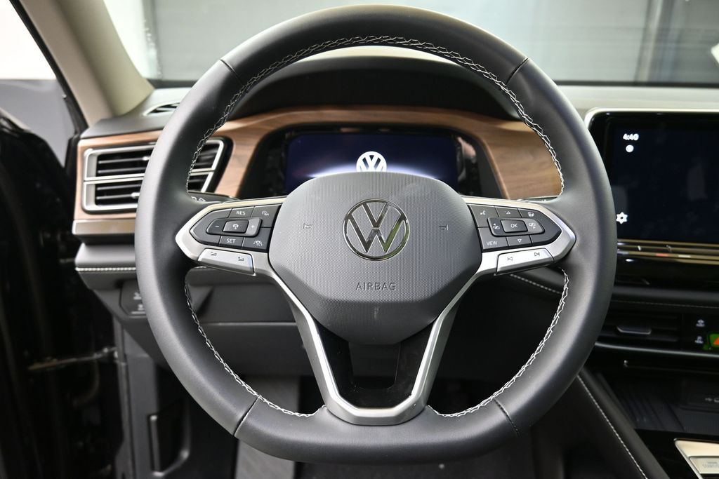 2026 Volkswagen Atlas SE w/Tech - Photo 24