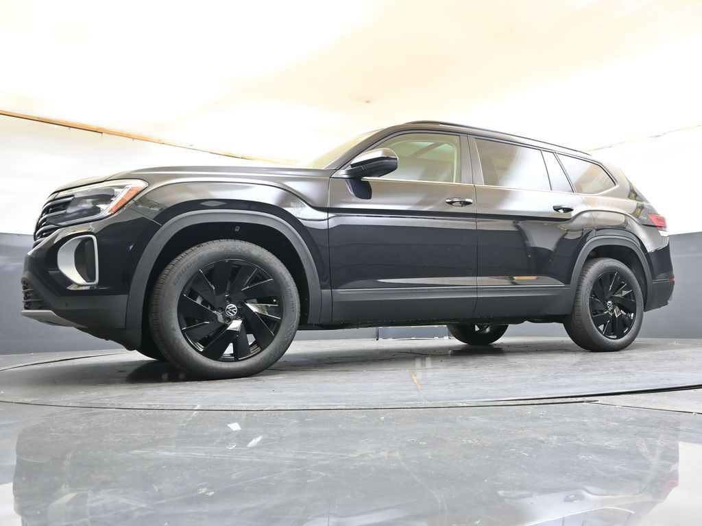 2026 Volkswagen Atlas SE w/Tech - Photo 31