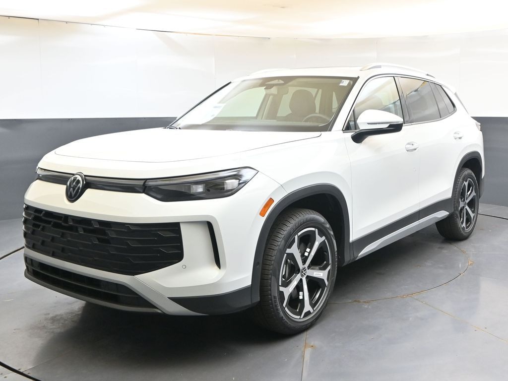 New 2026 Volkswagen Tiguan 2.0T SE SUV