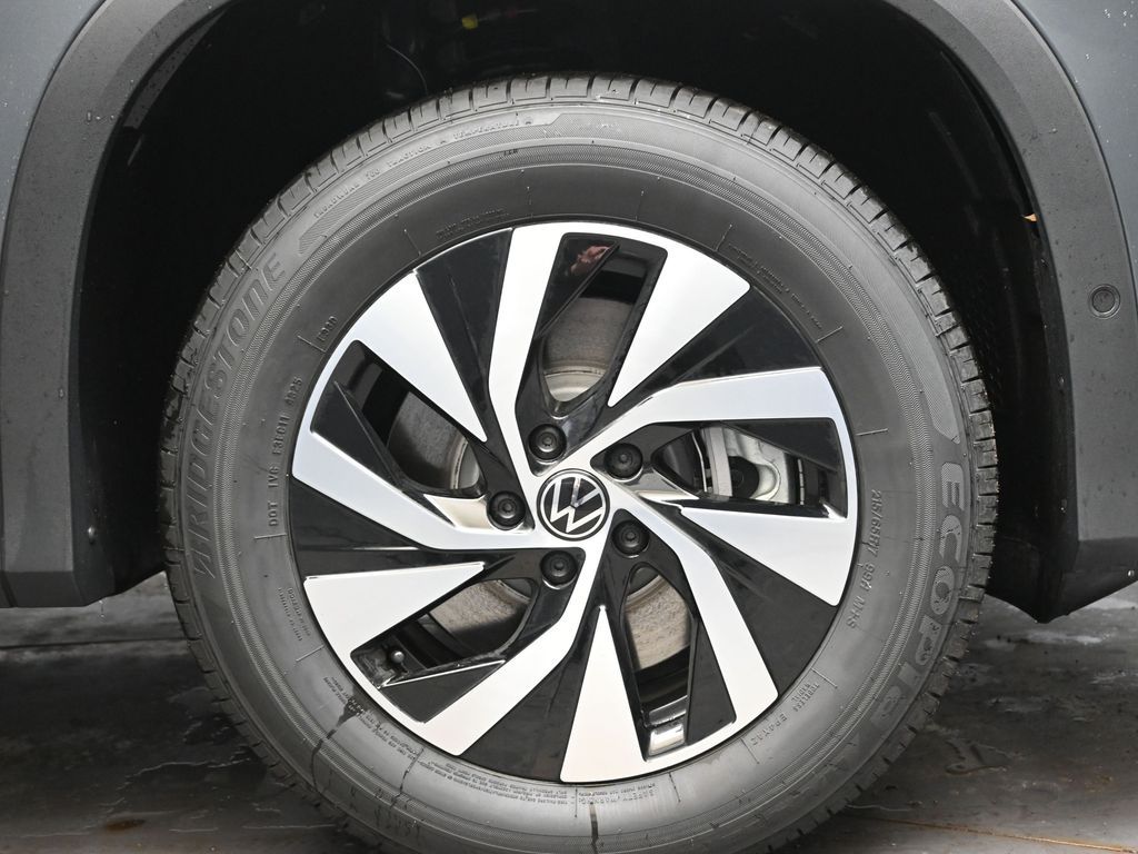 2026 Volkswagen Tiguan S - Photo 10