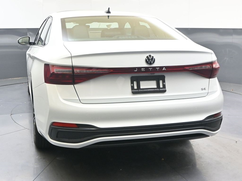 New 2026 Volkswagen Jetta 1.5T SE Sedan