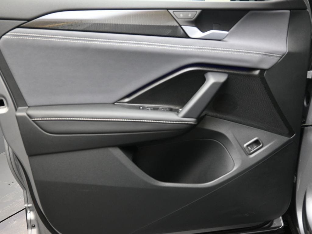 2026 Volkswagen Tiguan SE - Photo 23