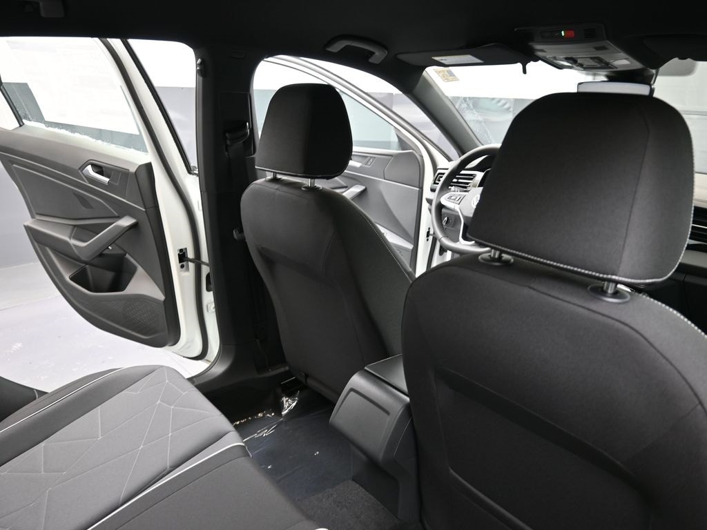 2026 Volkswagen Jetta Sport - Photo 15