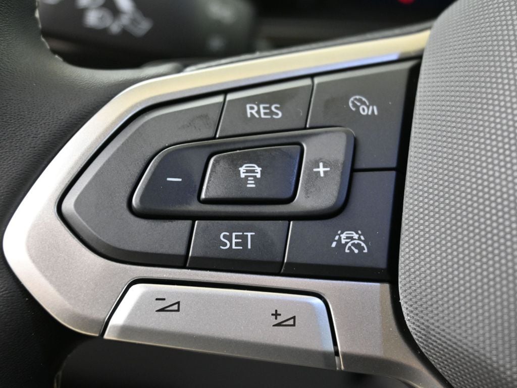 2026 Volkswagen Atlas SE w/Tech - Photo 26