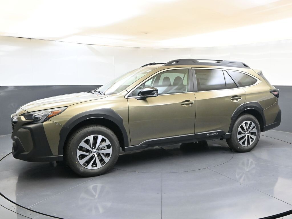 Used 2025 Subaru Outback Premium SUV