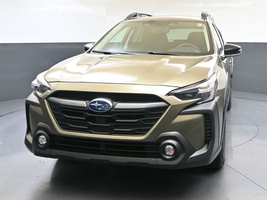 Used 2025 Subaru Outback Premium SUV