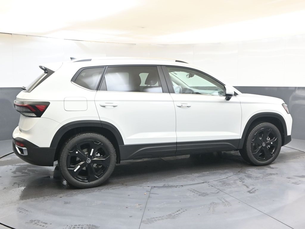 2026 Volkswagen Taos SEL - Photo 6
