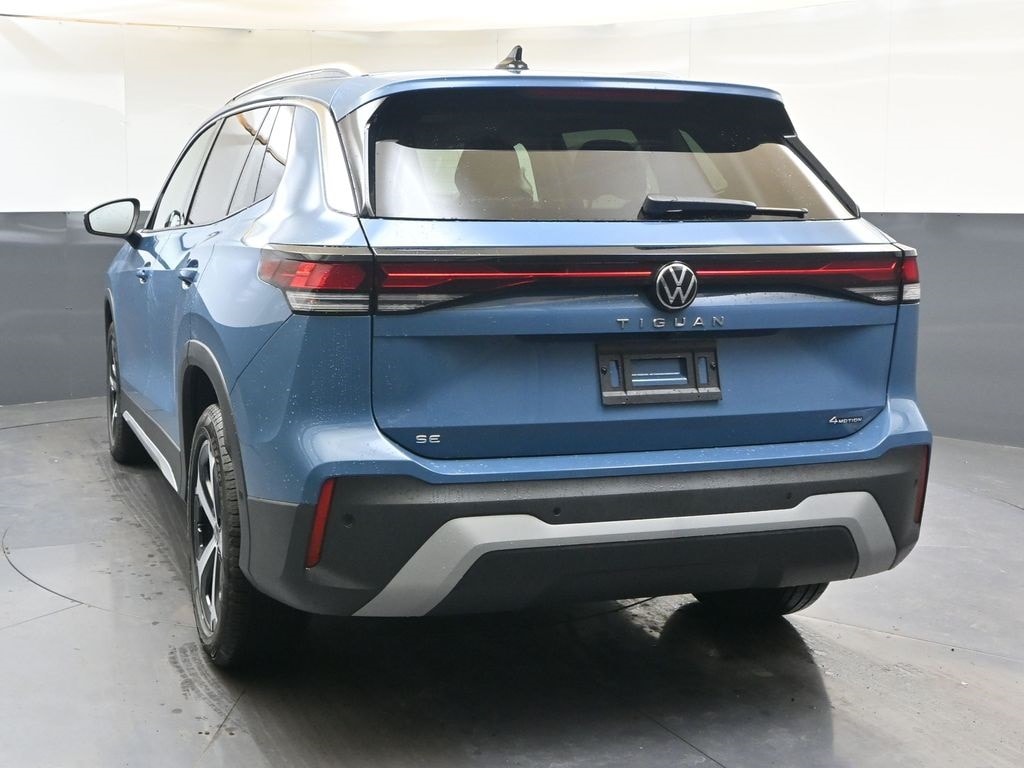 New 2026 Volkswagen Tiguan 2.0T SE SUV