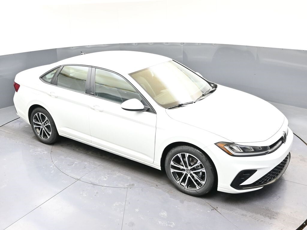 2026 Volkswagen Jetta Sport - Photo 43