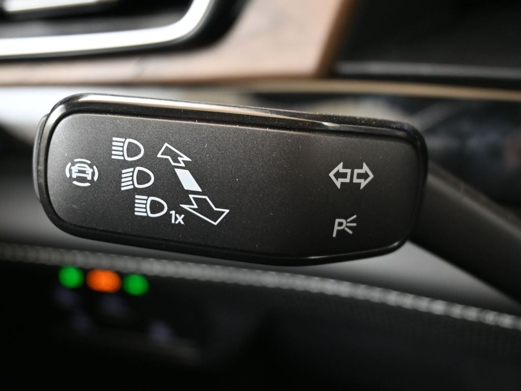 2026 Volkswagen Atlas SE w/Tech - Photo 29