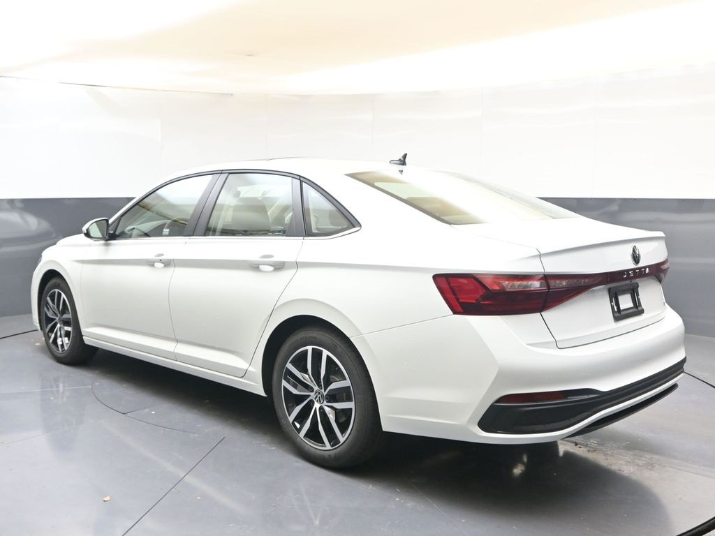 New 2026 Volkswagen Jetta 1.5T SE Sedan