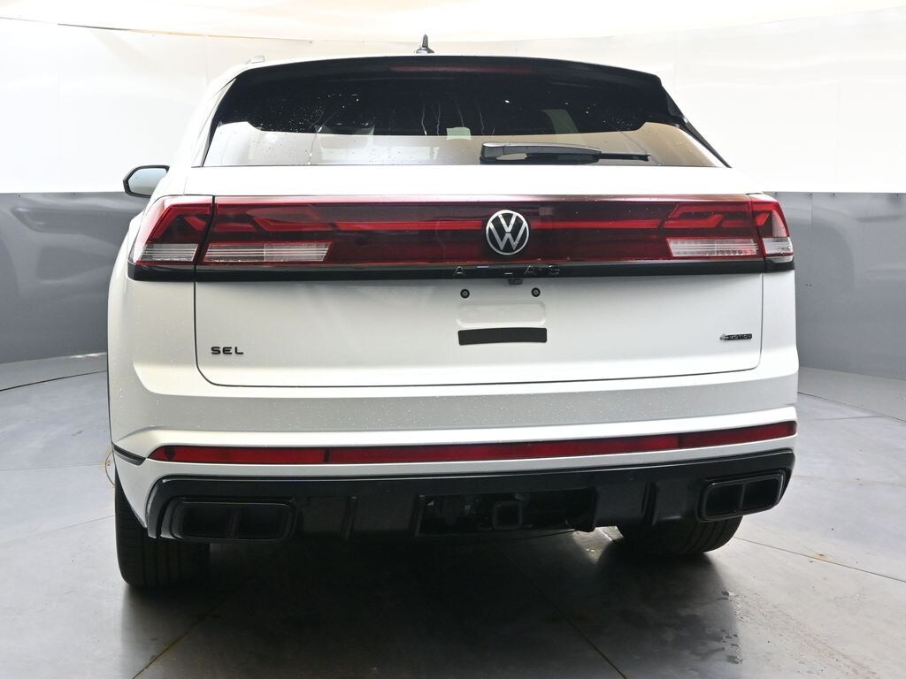 New 2026 Volkswagen Atlas Cross Sport 2.0T SEL R-Line Black SUV