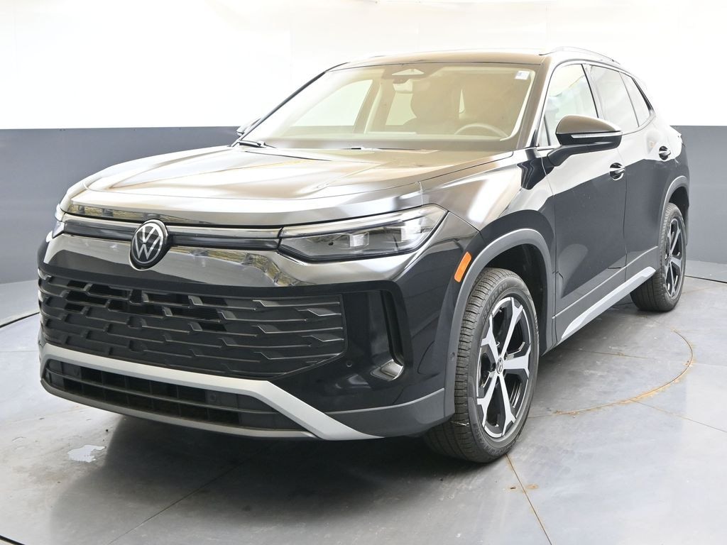 New 2026 Volkswagen Tiguan 2.0T SE SUV