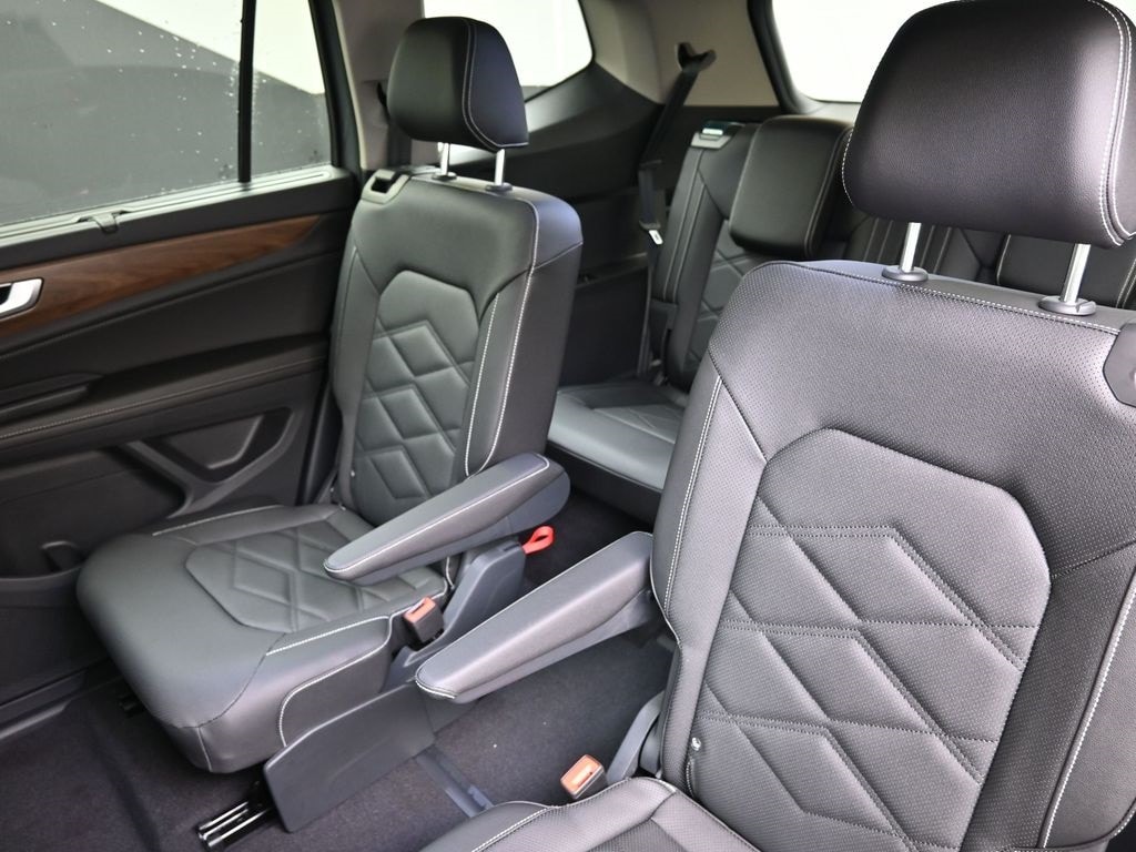 2026 Volkswagen Atlas SE w/Tech - Photo 21