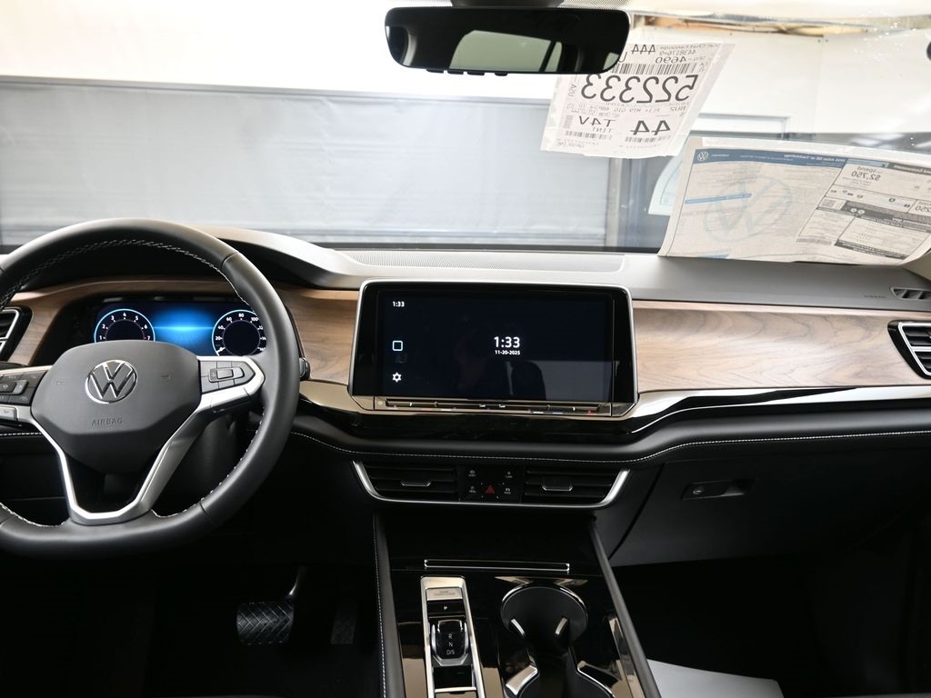 2026 Volkswagen Atlas SE w/Tech - Photo 24