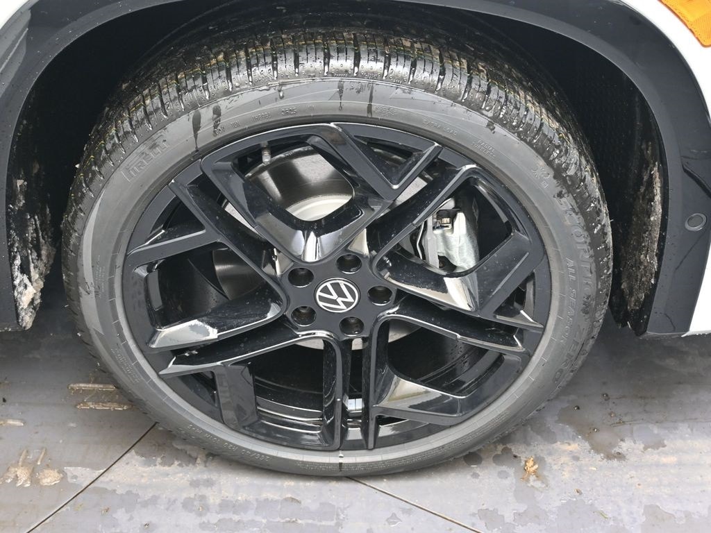 2026 Volkswagen Tiguan SE R-LINE BLACK - Photo 10
