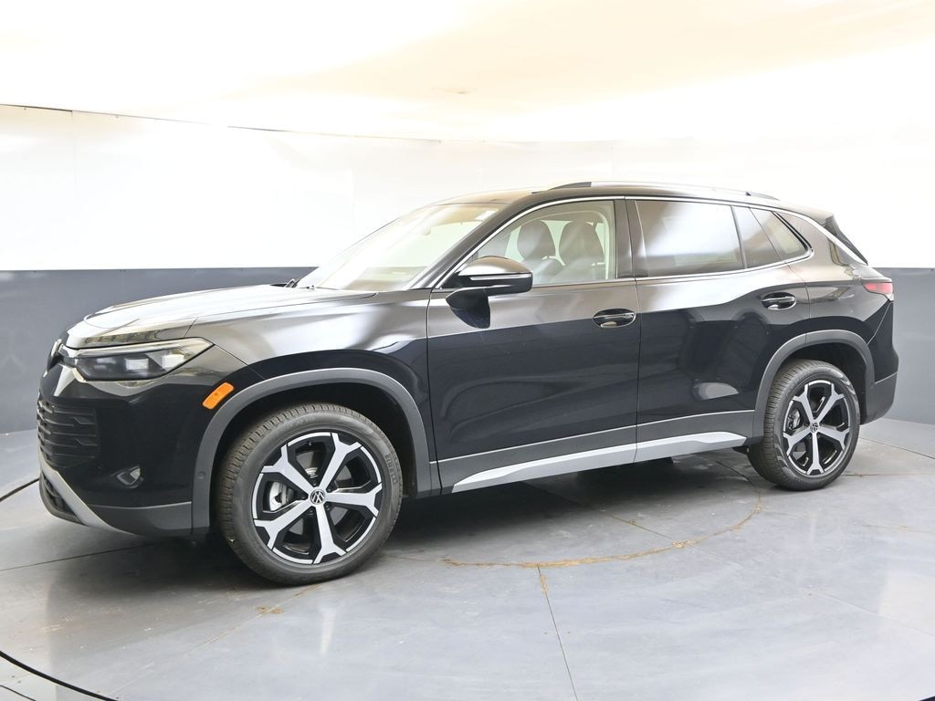 New 2026 Volkswagen Tiguan 2.0T SE SUV