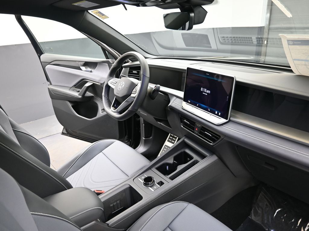 2026 Volkswagen Tiguan SE R-LINE BLACK - Photo 12