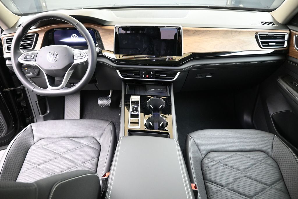 2026 Volkswagen Atlas SE w/Tech - Photo 18