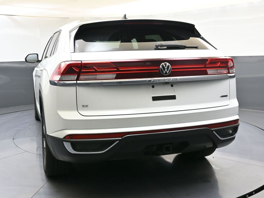 Certified 2024 Volkswagen Atlas Cross Sport 2.0T SE w/Technology SUV