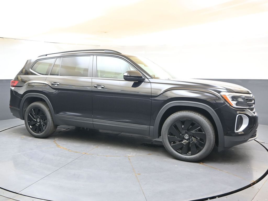 2026 Volkswagen Atlas SE w/Tech - Photo 7