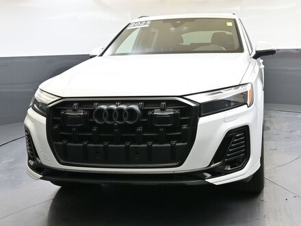 2025 Audi Q7 55 Premium SUV