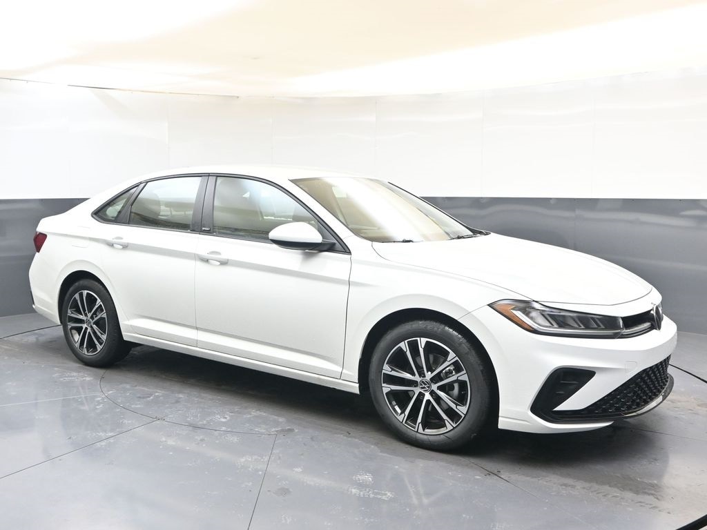 2026 Volkswagen Jetta Sport - Photo 7