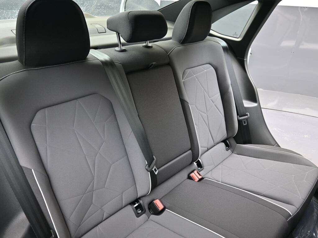 2026 Volkswagen Jetta Sport - Photo 16