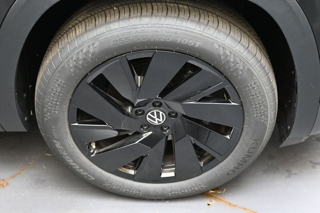 2026 Volkswagen Atlas SE w/Tech - Photo 10
