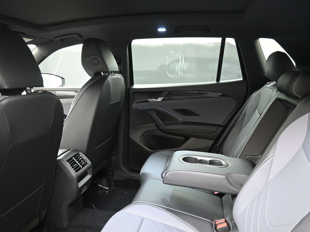 2026 Volkswagen Tiguan SE R-LINE BLACK - Photo 18