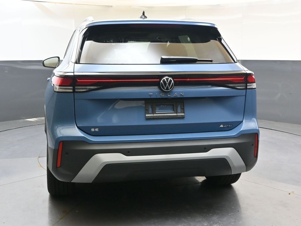 New 2026 Volkswagen Tiguan 2.0T SE SUV