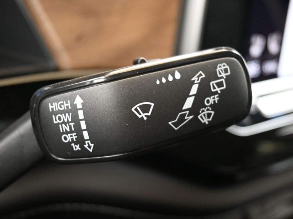 2026 Volkswagen Atlas SE w/Tech - Photo 30