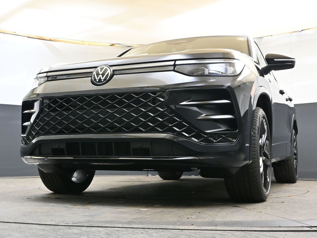 2026 Volkswagen Tiguan SE R-LINE BLACK - Photo 38