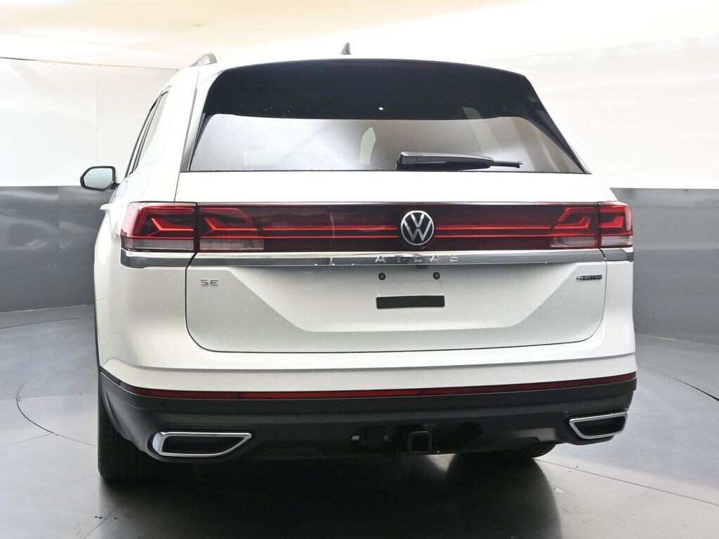 2026 Volkswagen Atlas SE Technology photo 3