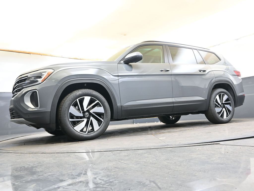 2026 Volkswagen Atlas SE w/Tech - Photo 32