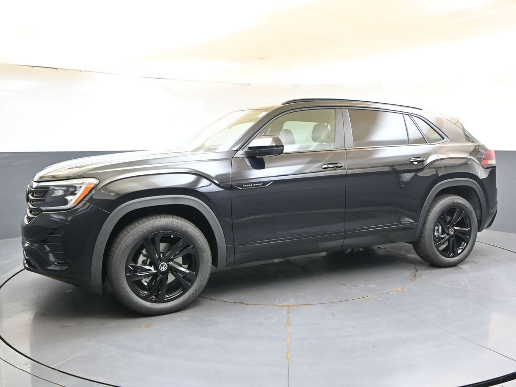 New 2026 Volkswagen Atlas Cross Sport 2.0T SEL R-Line Black SUV