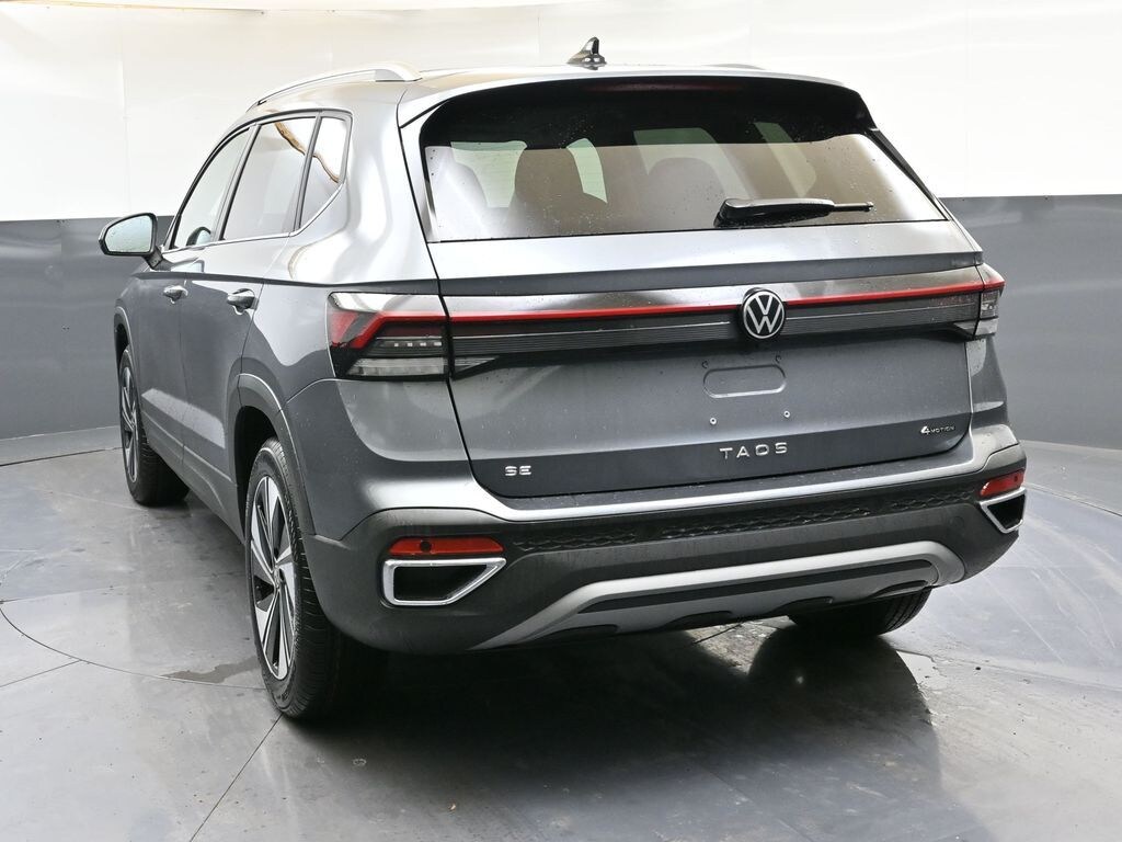 Used 2025 Volkswagen Taos 1.5T SE SUV