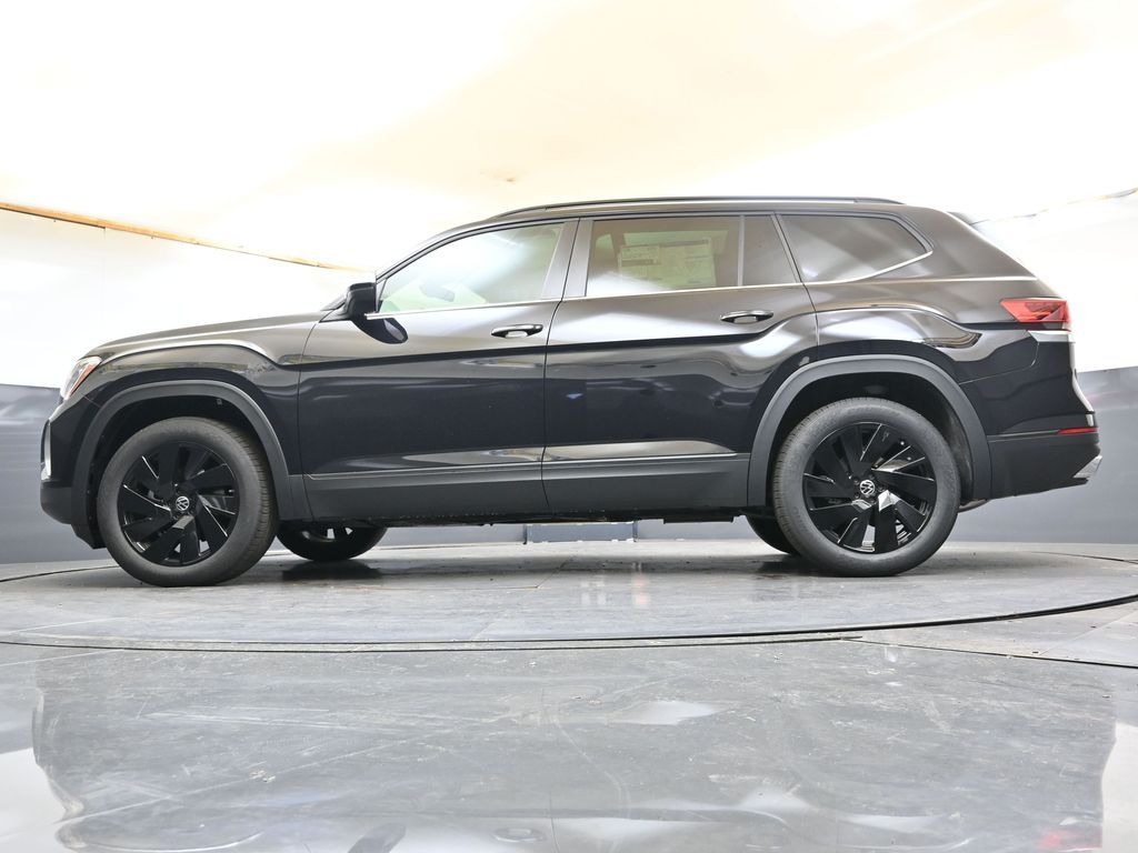 2026 Volkswagen Atlas SE w/Tech - Photo 32