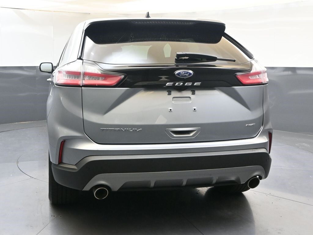 Used 2024 Ford Edge Titanium SUV