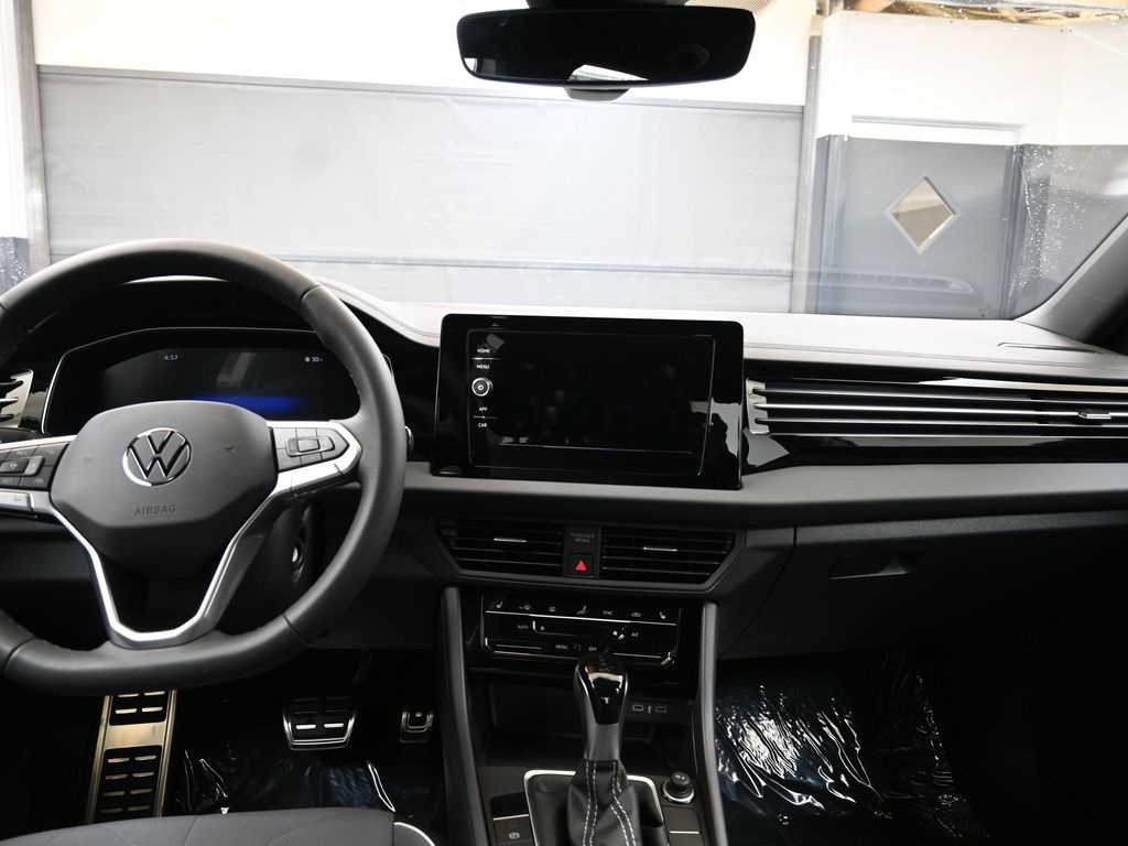 2026 Volkswagen Jetta Sport - Photo 21