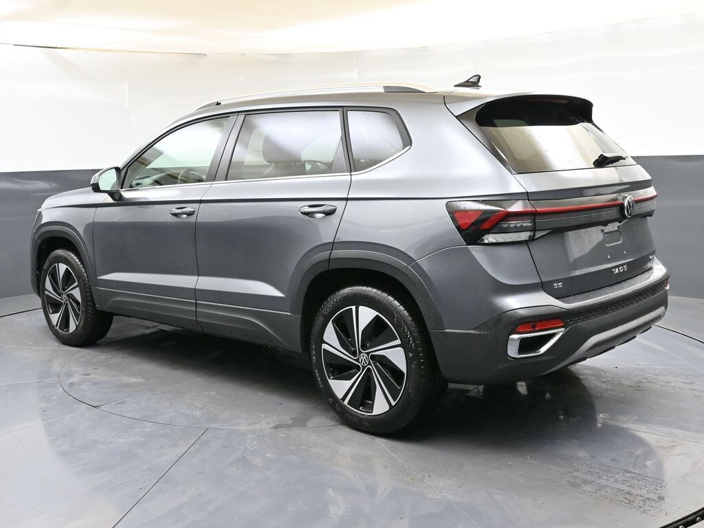 Used 2025 Volkswagen Taos 1.5T SE SUV