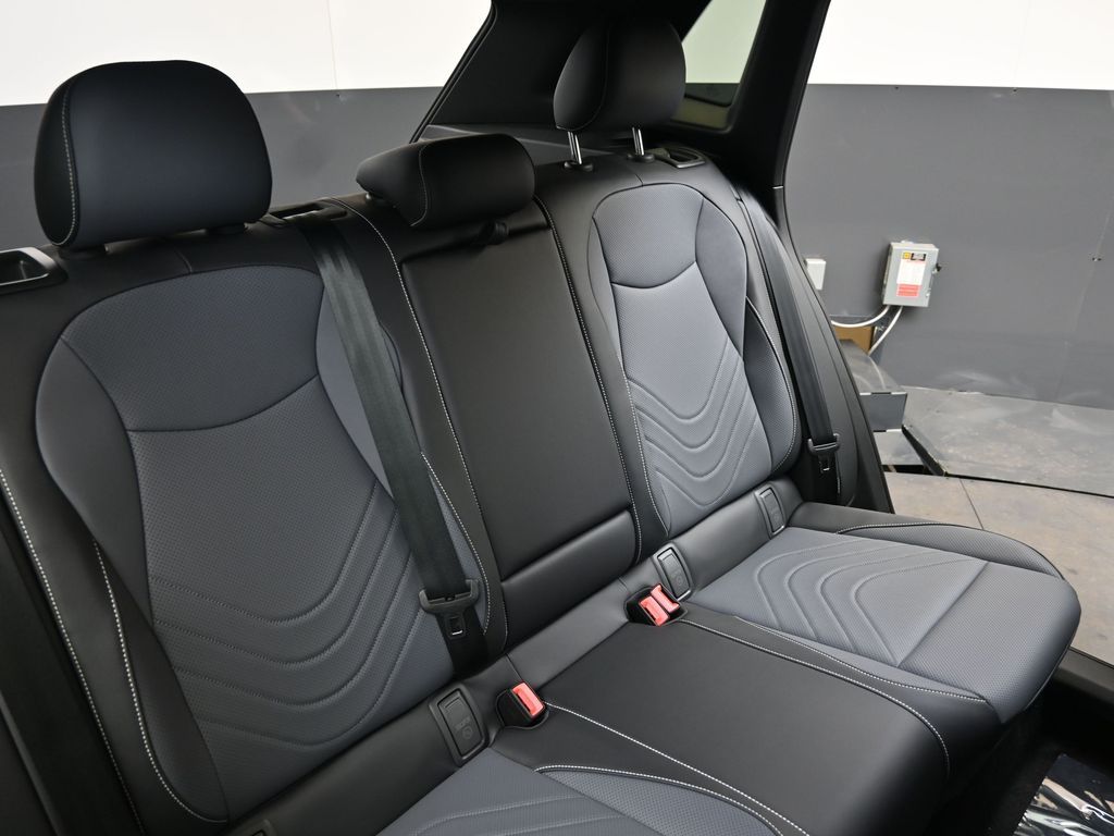 2026 Volkswagen Tiguan SE R-LINE BLACK - Photo 16