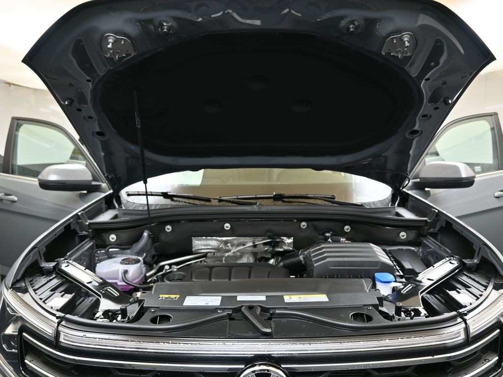 2026 Volkswagen Atlas SE w/Tech - Photo 9