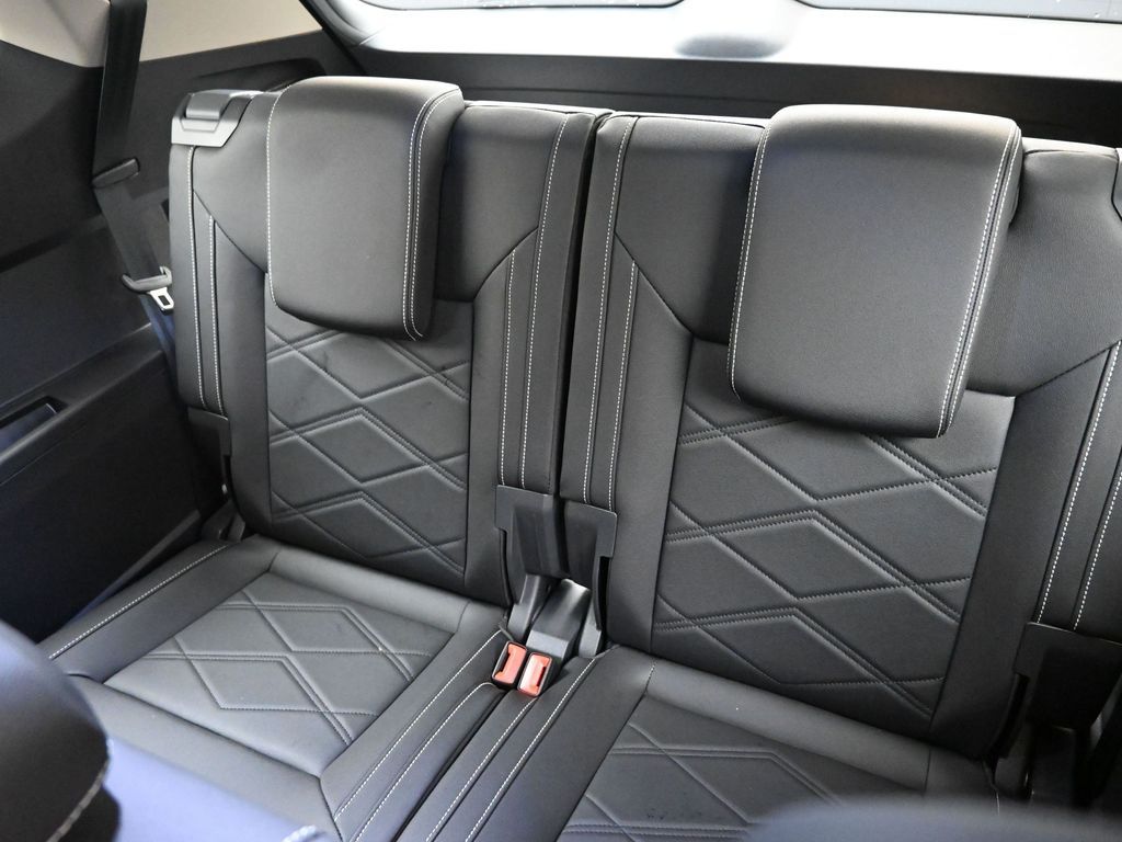 2026 Volkswagen Atlas SE w/Tech - Photo 22