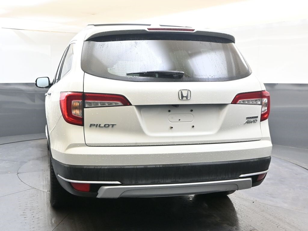 Used 2019 Honda Pilot Touring 7-Passenger AWD SUV