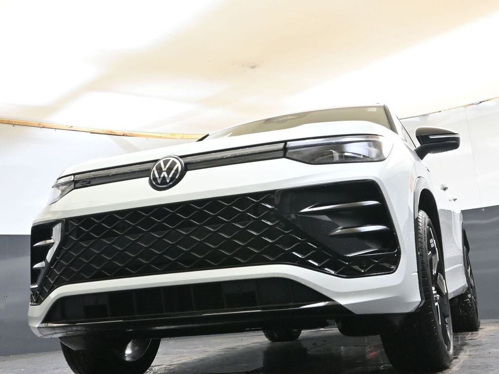 2026 Volkswagen Tiguan SE R-LINE BLACK - Photo 29