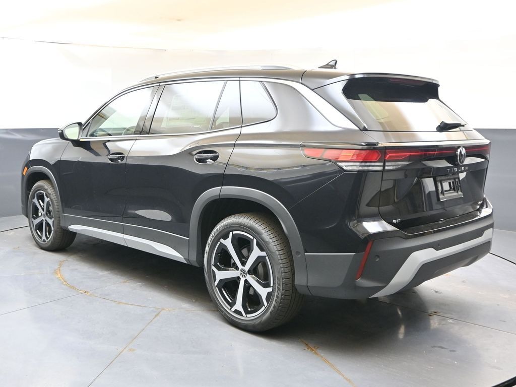 New 2026 Volkswagen Tiguan 2.0T SE SUV