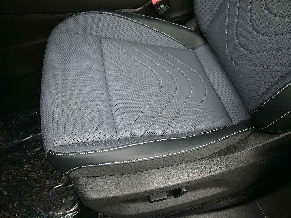 2026 Volkswagen Tiguan SE R-LINE BLACK - Photo 22